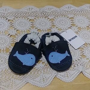 iEvolve Blue Whale Leather Soft Shoes 6-12 month size